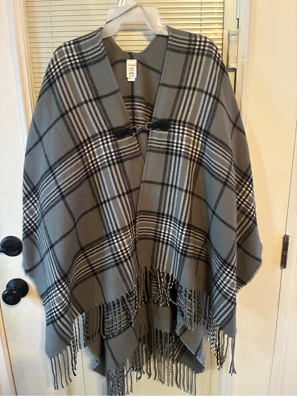 Women’s Gray Plaid Fringe Cape Coat
